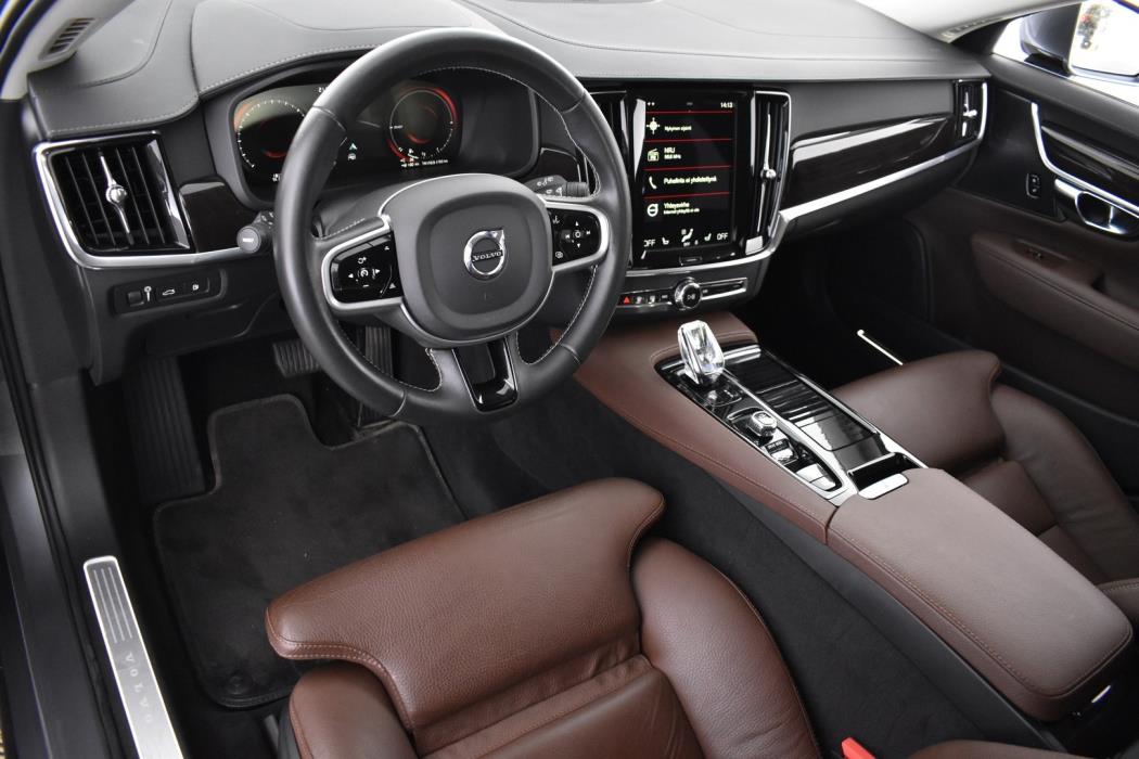 VOLVO V90 2020