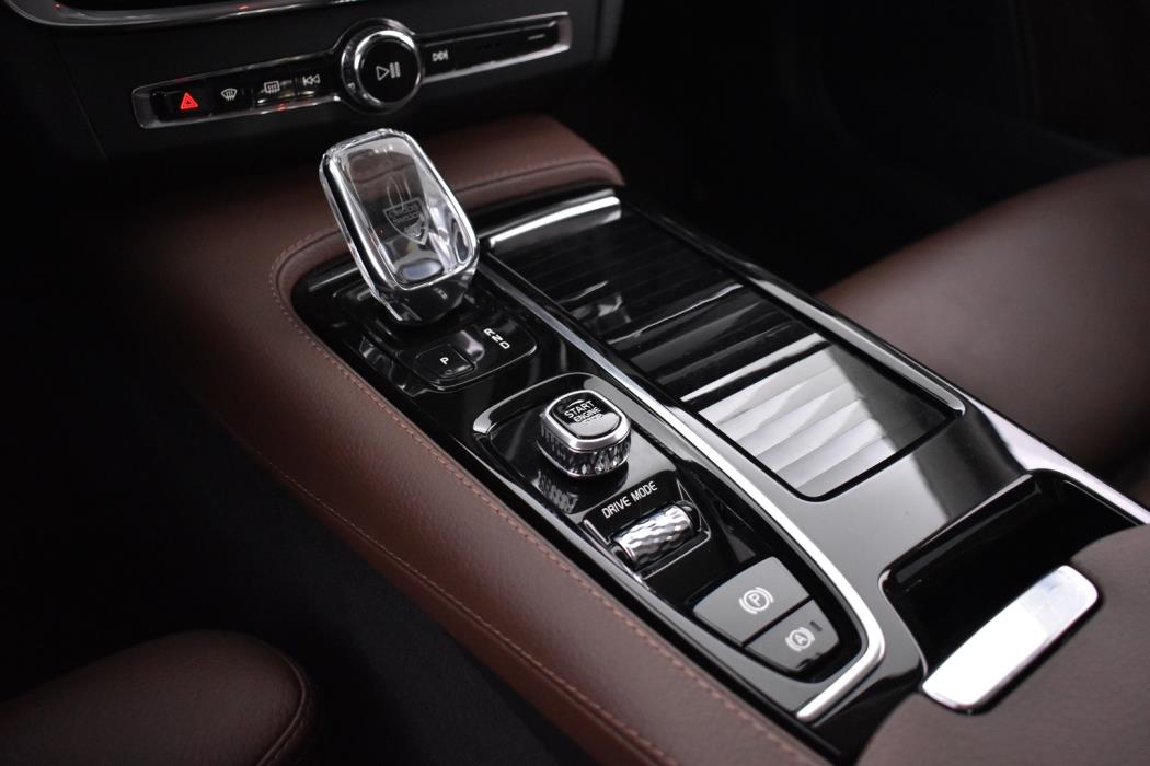 VOLVO V90 2020