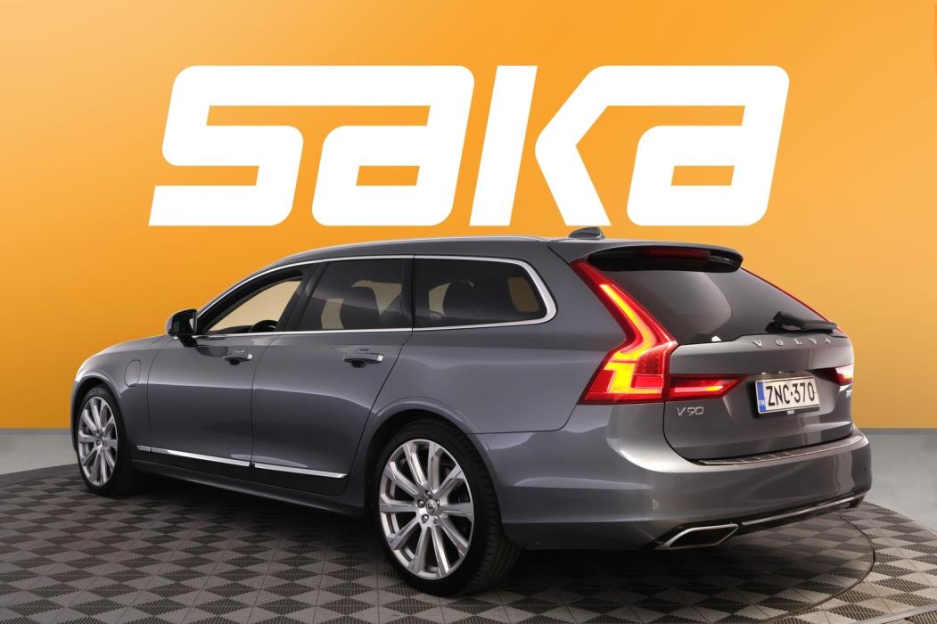 VOLVO V90 2020