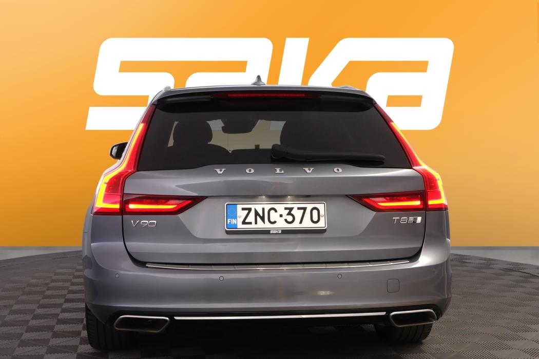VOLVO V90 2020