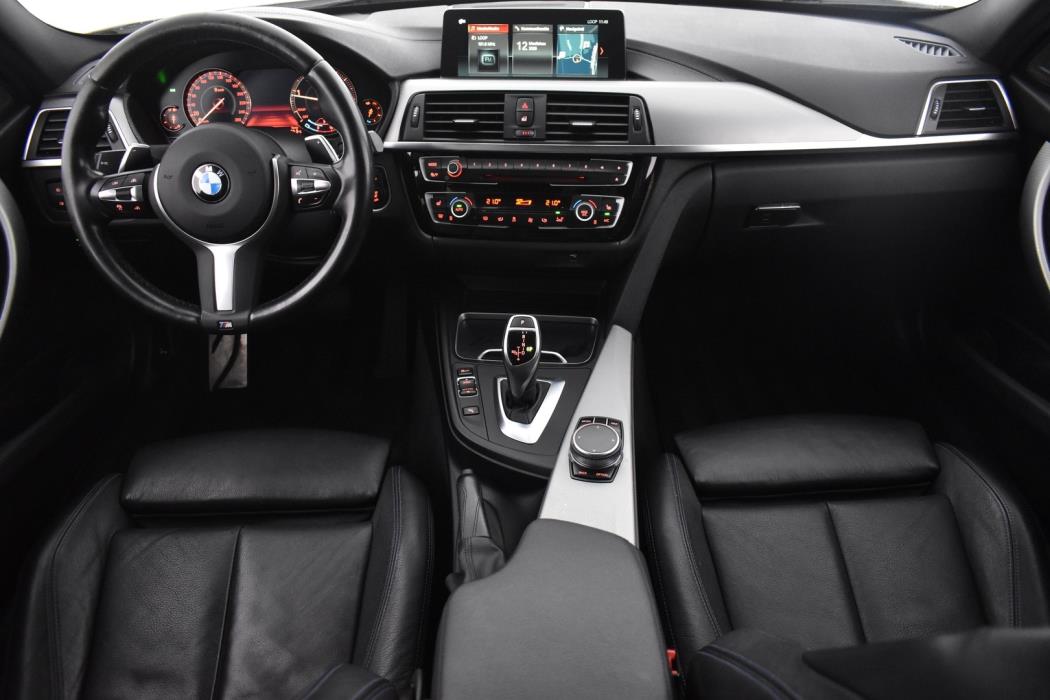 BMW 320 2019