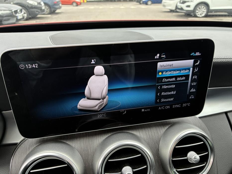 MERCEDES-BENZ C 2020