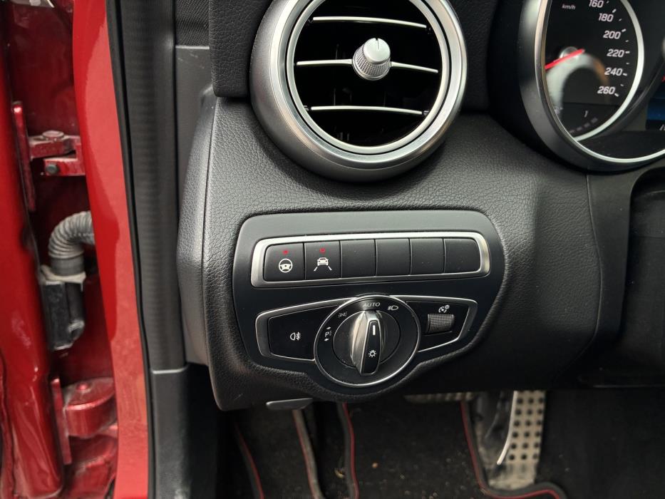 MERCEDES-BENZ C 2020