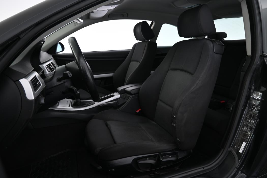 BMW 320 2007