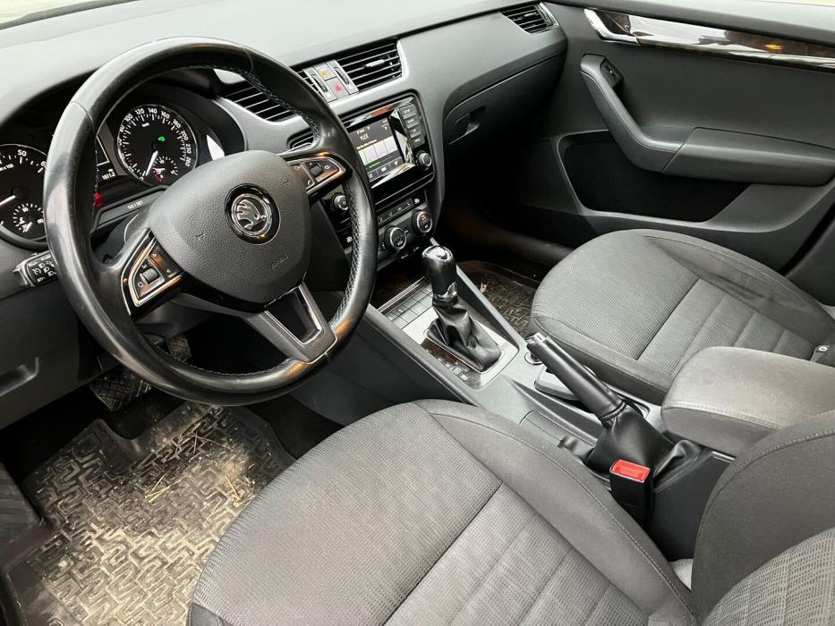 SKODA Octavia 2014