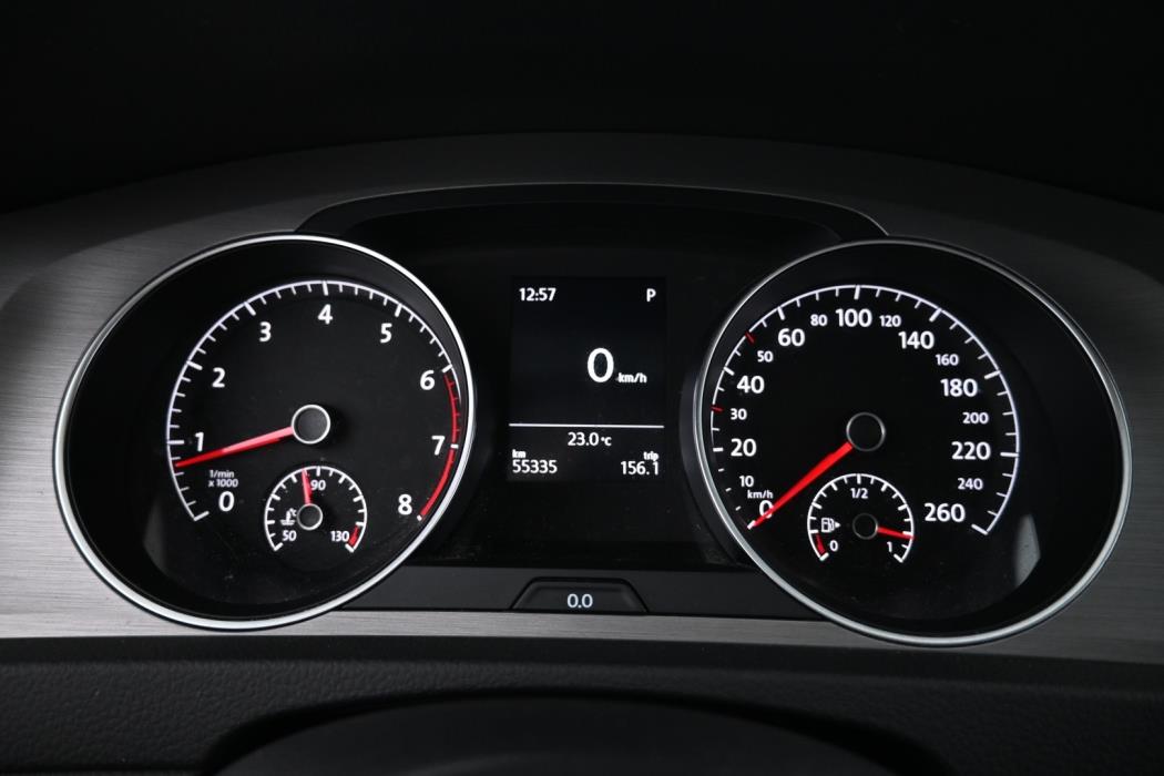 VOLKSWAGEN Golf 2015
