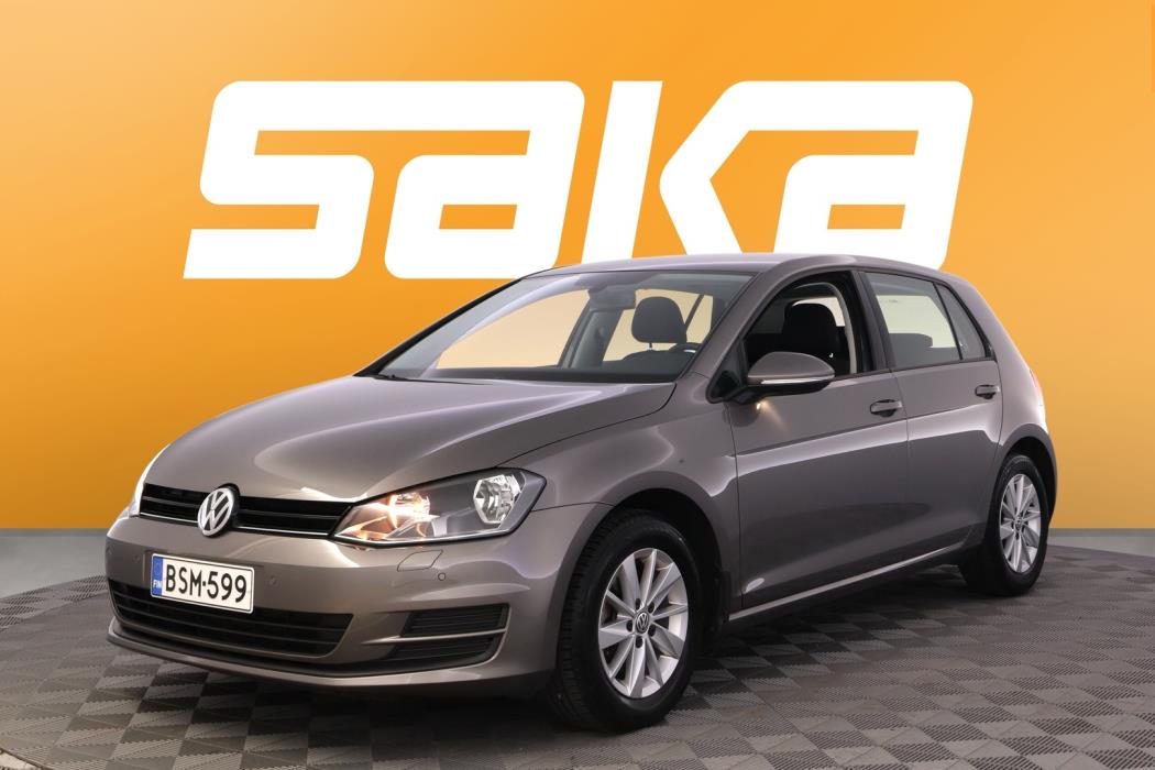 VOLKSWAGEN Golf 2015