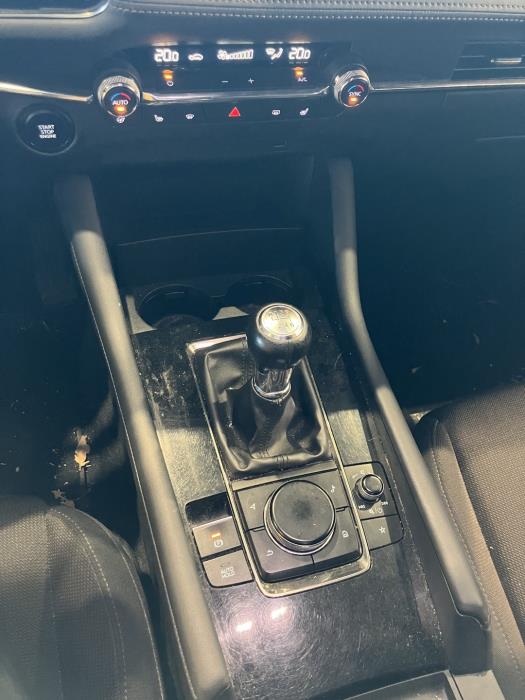 MAZDA 3 2019
