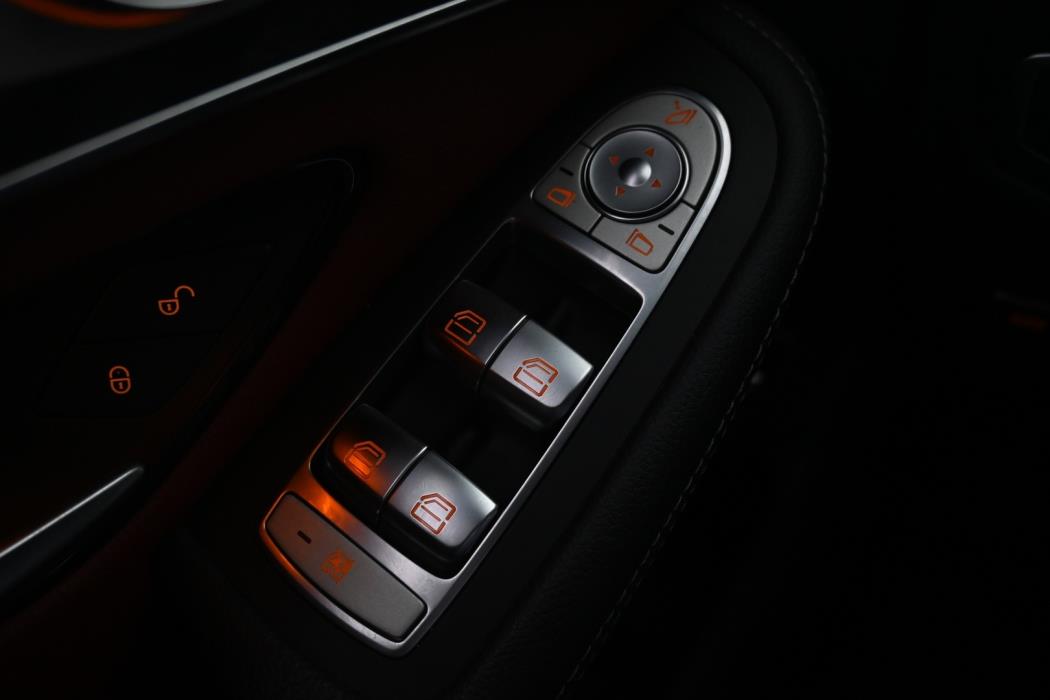 MERCEDES-BENZ GLC 2018