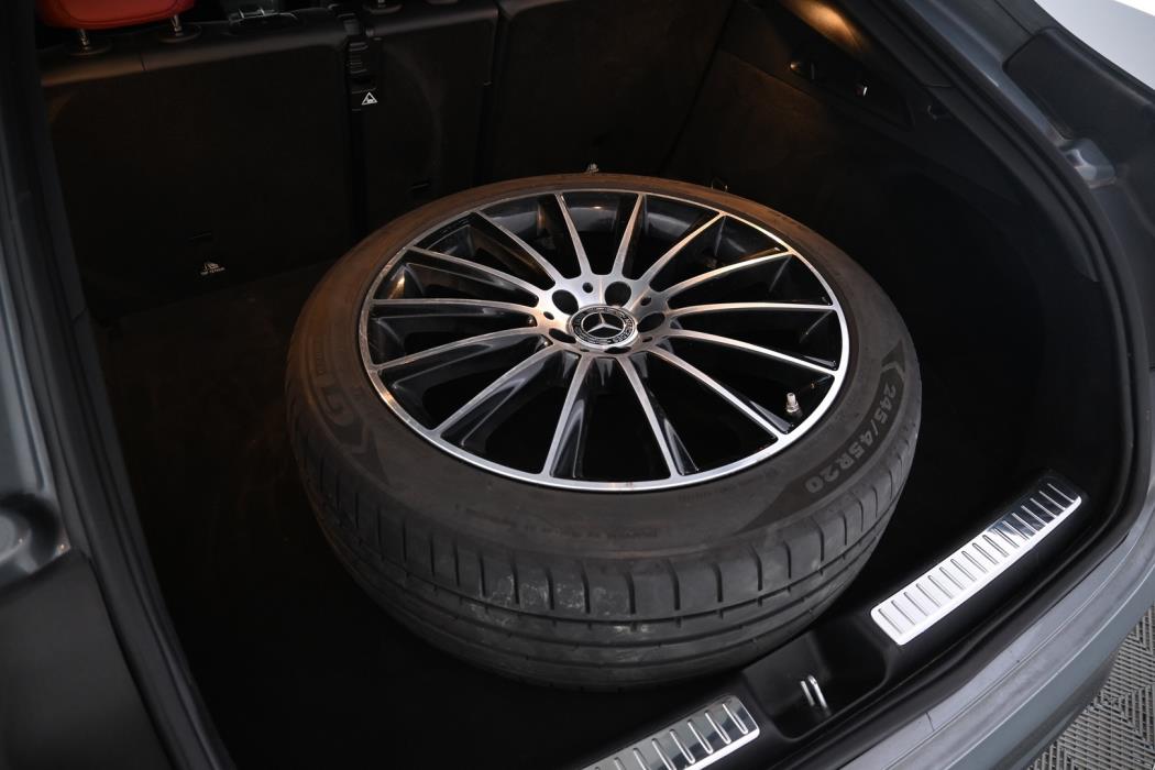 MERCEDES-BENZ GLC 2018