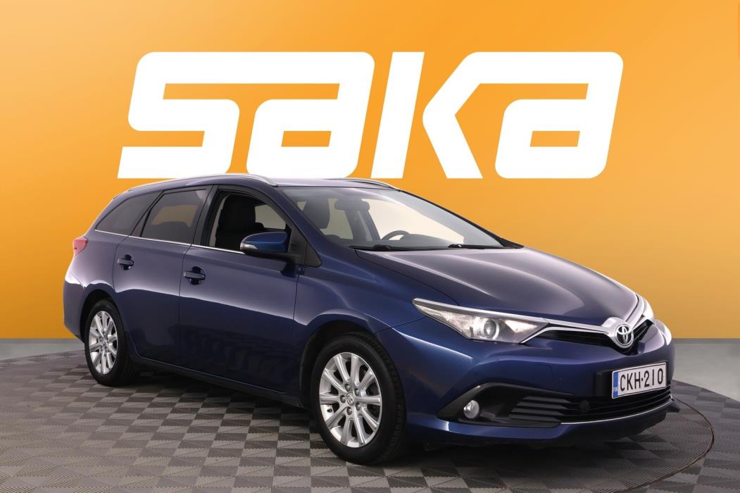 TOYOTA Auris 2017