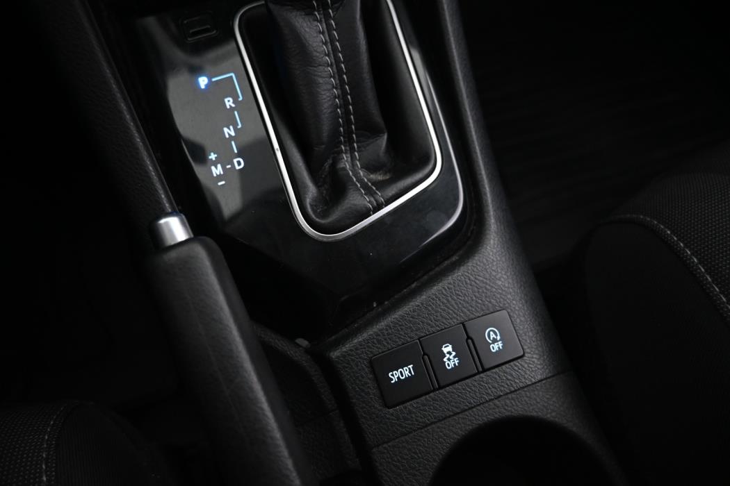 TOYOTA Auris 2017
