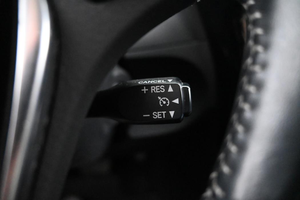TOYOTA Auris 2017