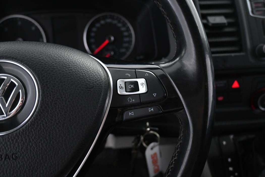 VOLKSWAGEN Transporter 2017