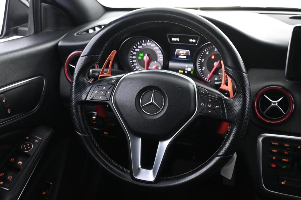 MERCEDES-BENZ CLA 2013
