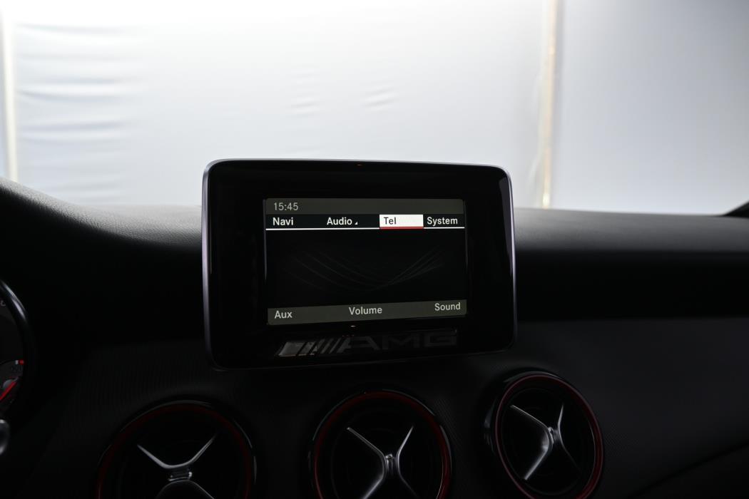 MERCEDES-BENZ CLA 2013