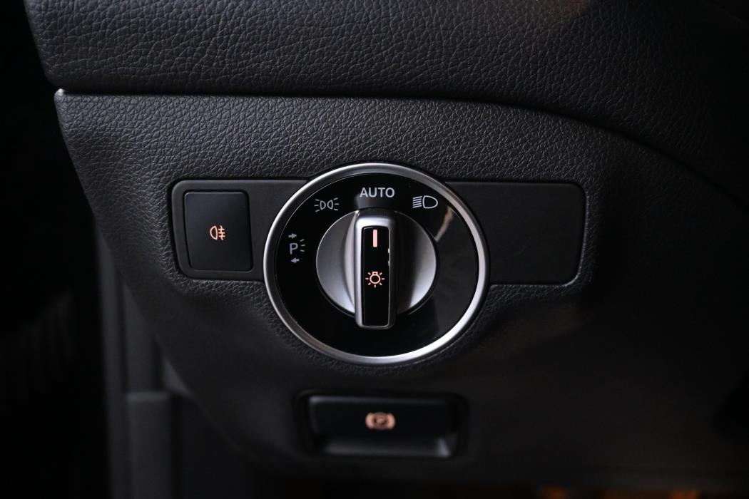 MERCEDES-BENZ CLA 2013