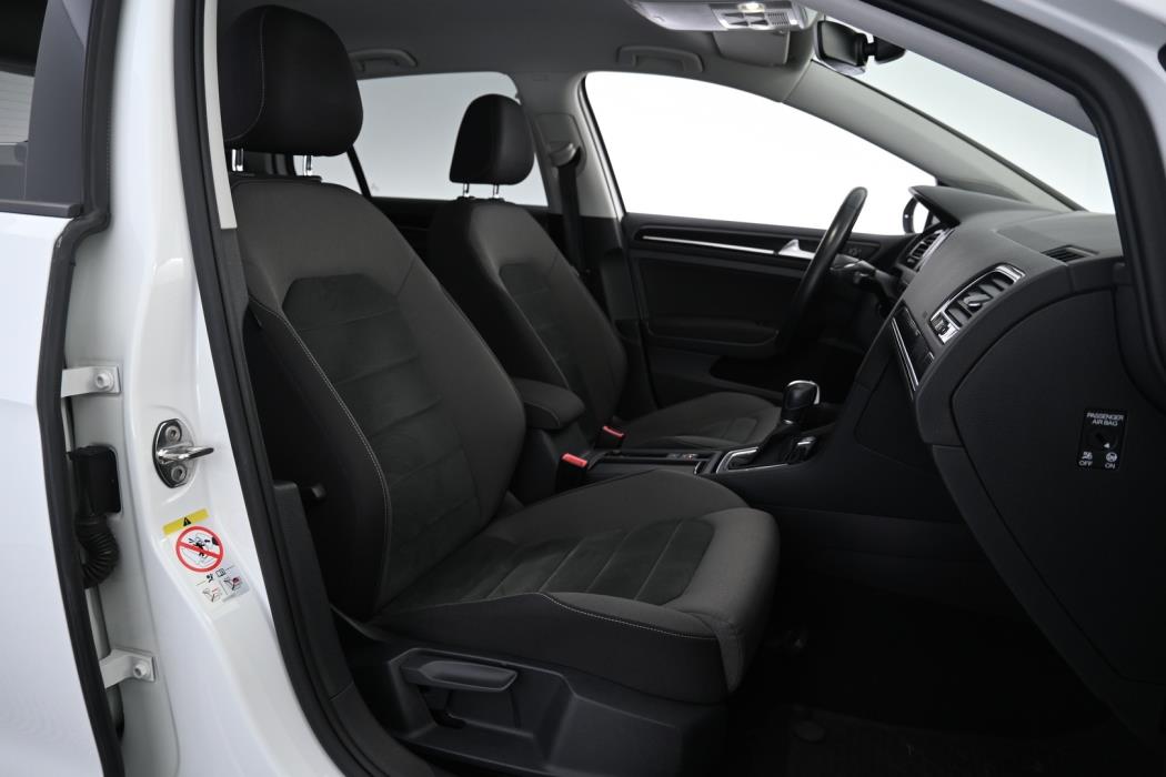 VOLKSWAGEN Golf 2019