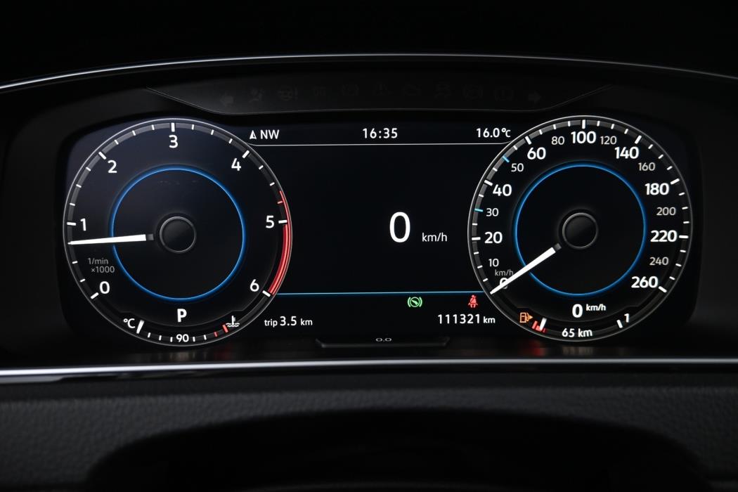 VOLKSWAGEN Golf 2019