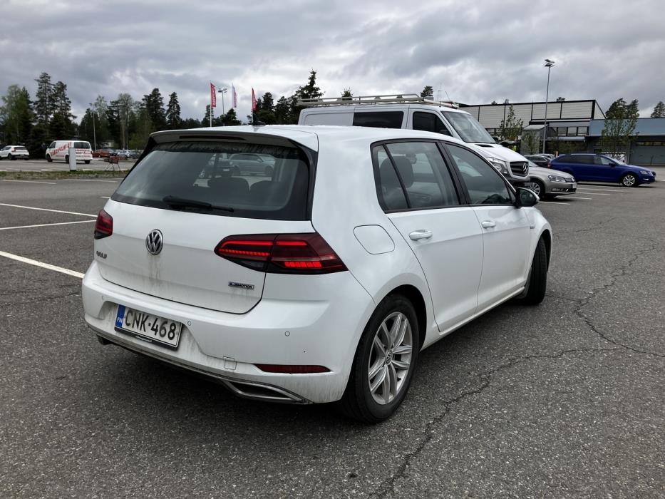 VOLKSWAGEN Golf 2019