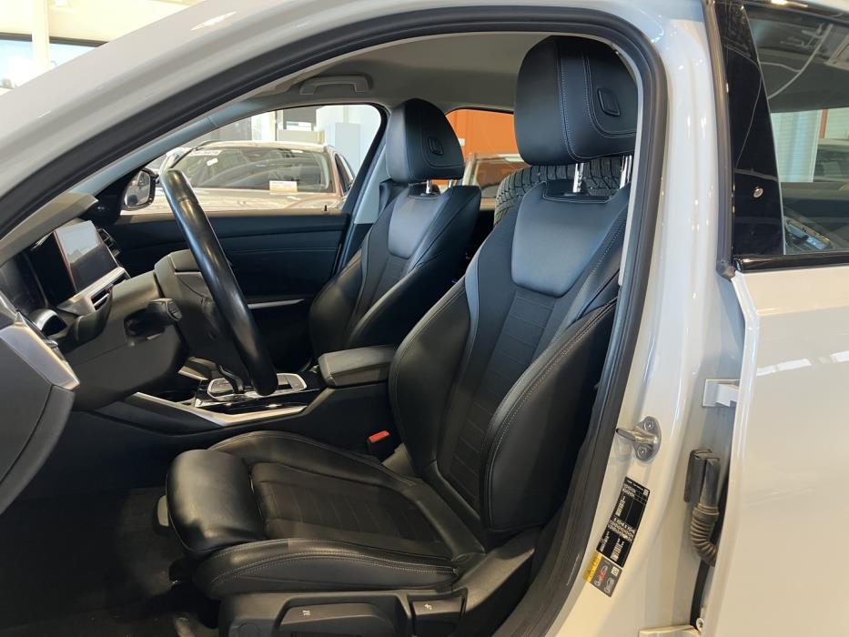 BMW 330E 2019