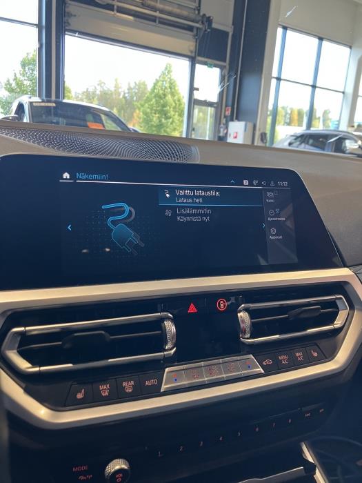 BMW 330E 2019