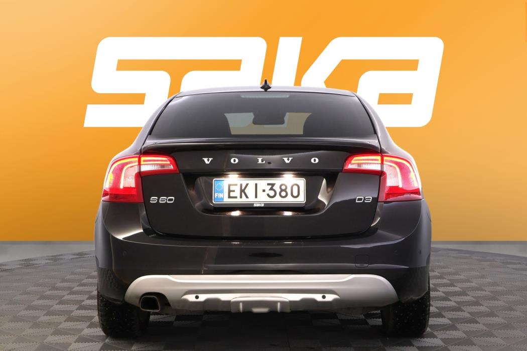 VOLVO S60 2011