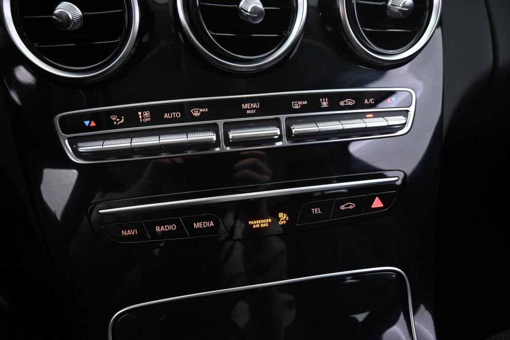 MERCEDES-BENZ C 2020
