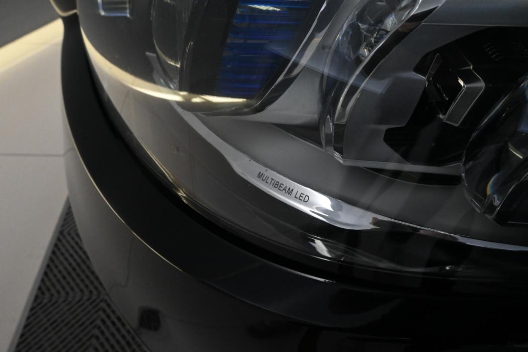 MERCEDES-BENZ C 2020
