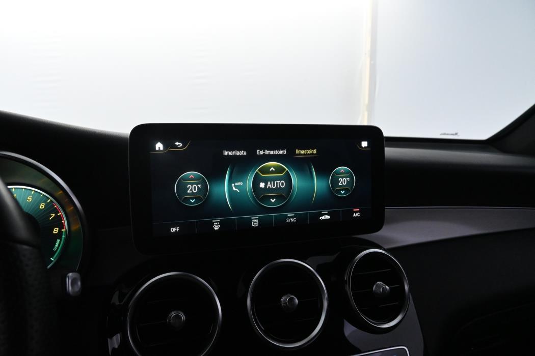 MERCEDES-BENZ GLC 2021