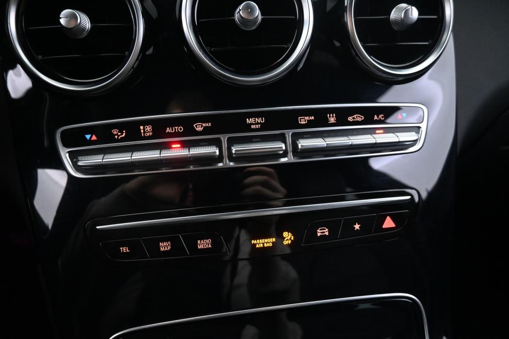 MERCEDES-BENZ GLC 2021