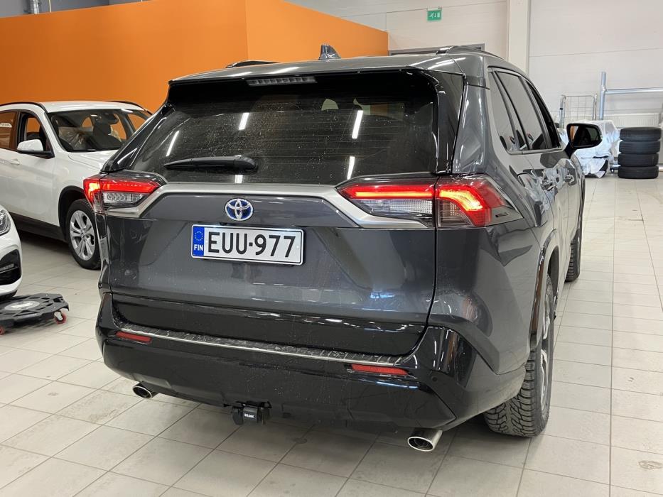 TOYOTA RAV4 Plug-in 2023
