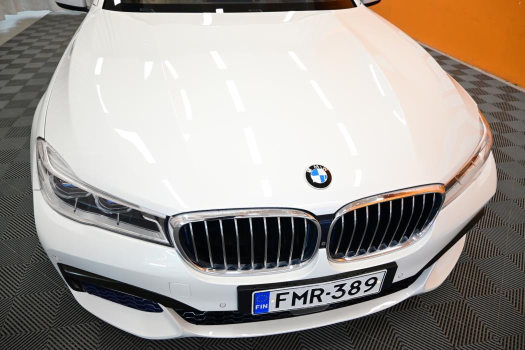 BMW 740 2017