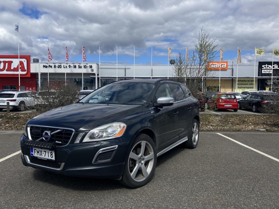 VOLVO XC60 2010