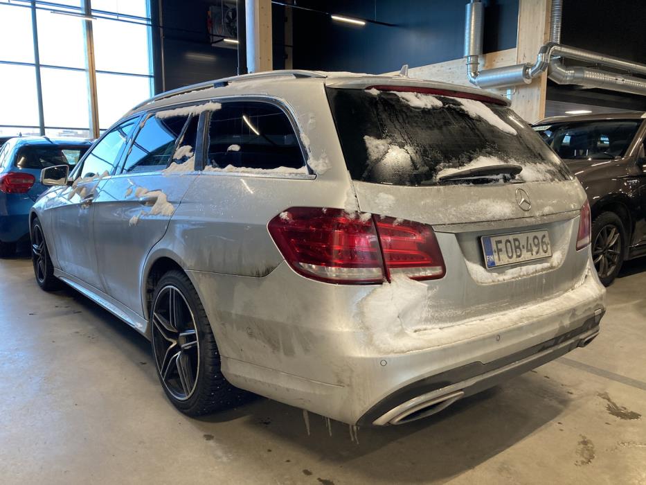 MERCEDES-BENZ E 2013