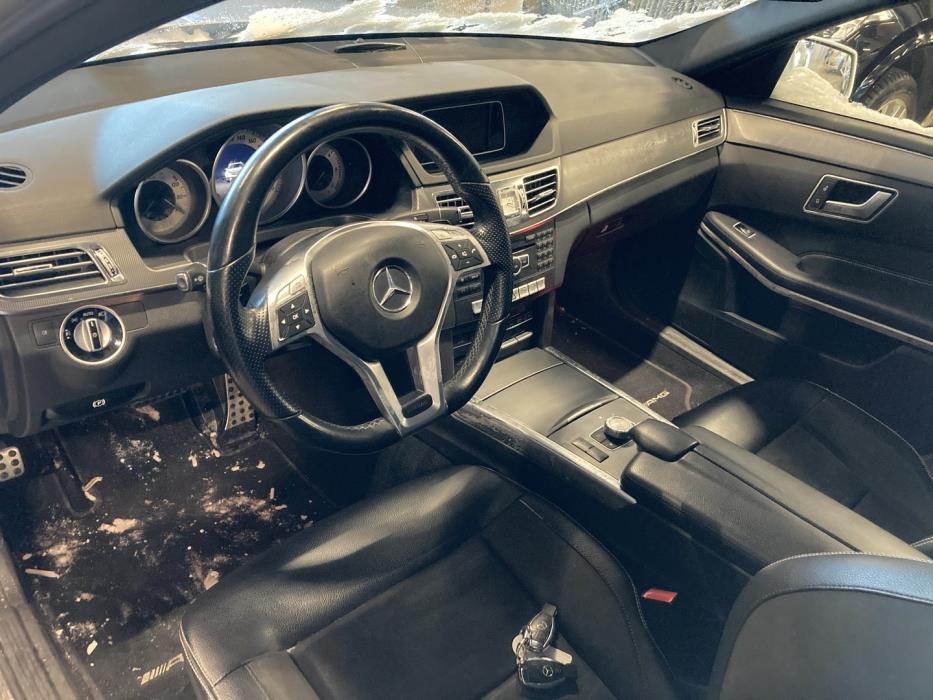 MERCEDES-BENZ E 2013