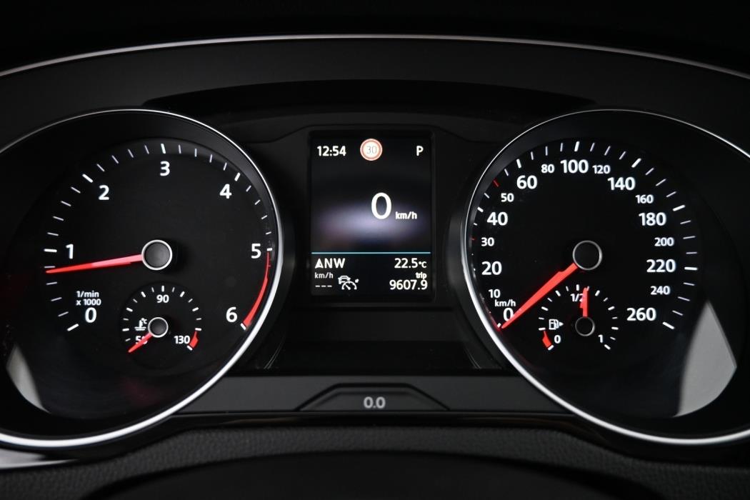 VOLKSWAGEN Passat 2020