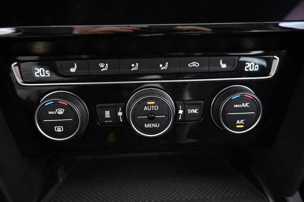 VOLKSWAGEN Passat 2020