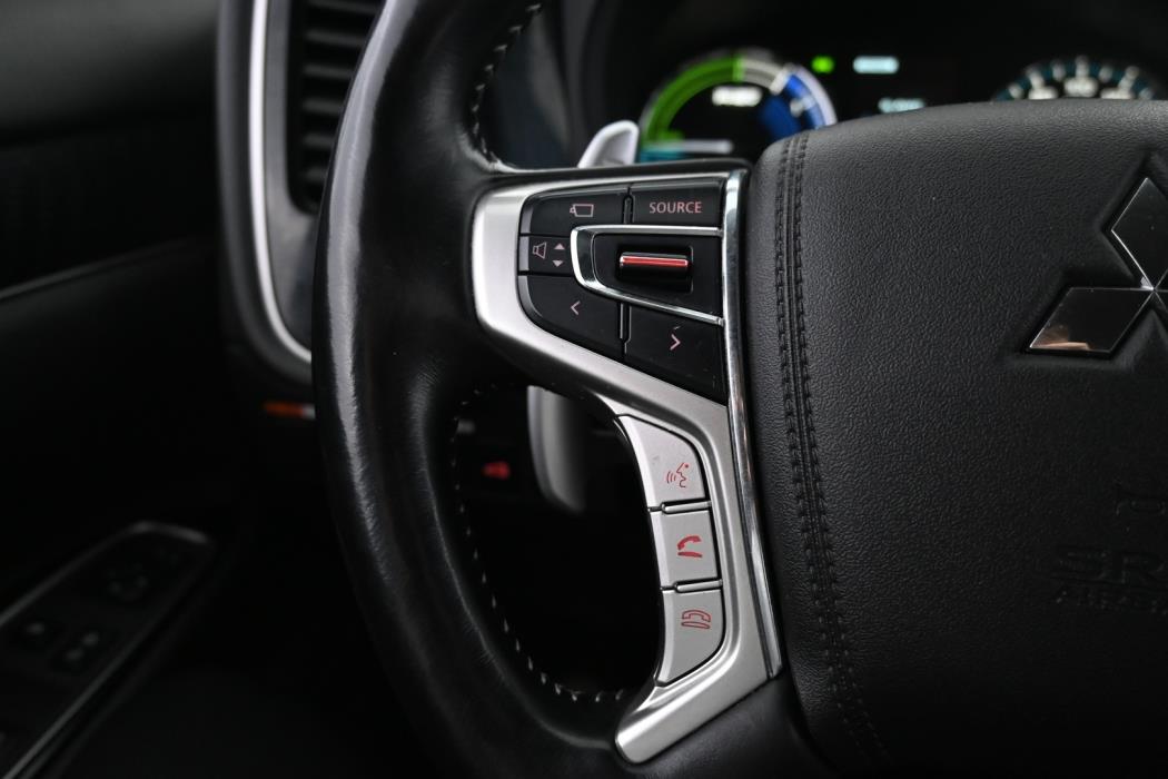 MITSUBISHI Outlander PHEV 2021