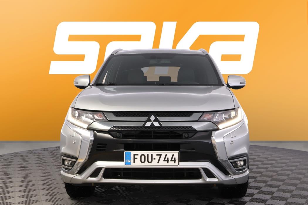 MITSUBISHI Outlander PHEV 2021