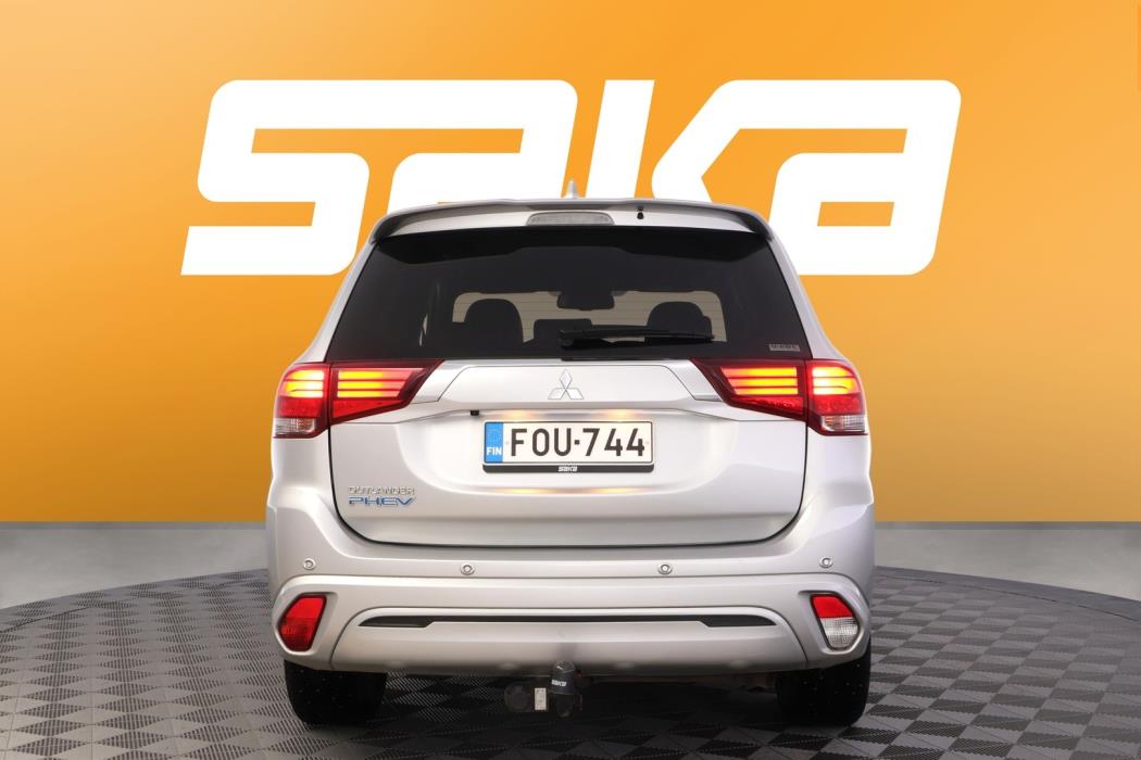 MITSUBISHI Outlander PHEV 2021