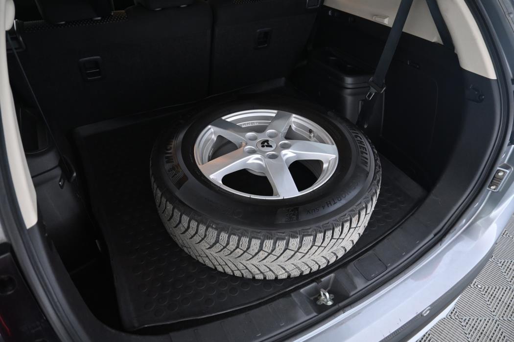 MITSUBISHI Outlander 2017