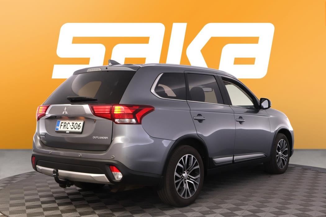 MITSUBISHI Outlander 2017