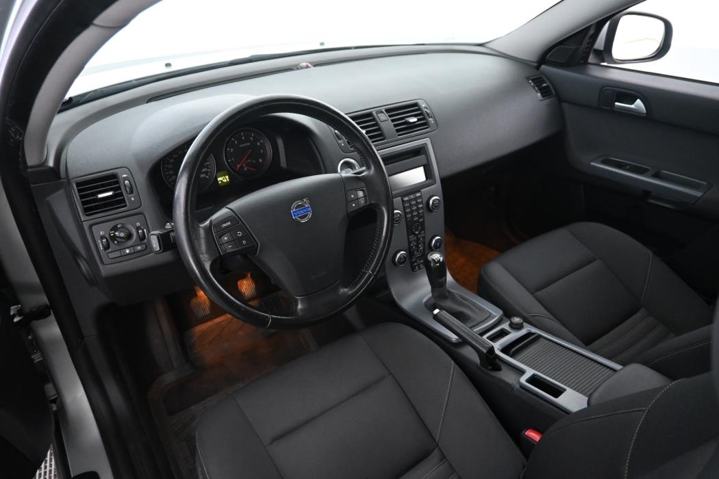 VOLVO S40 2011