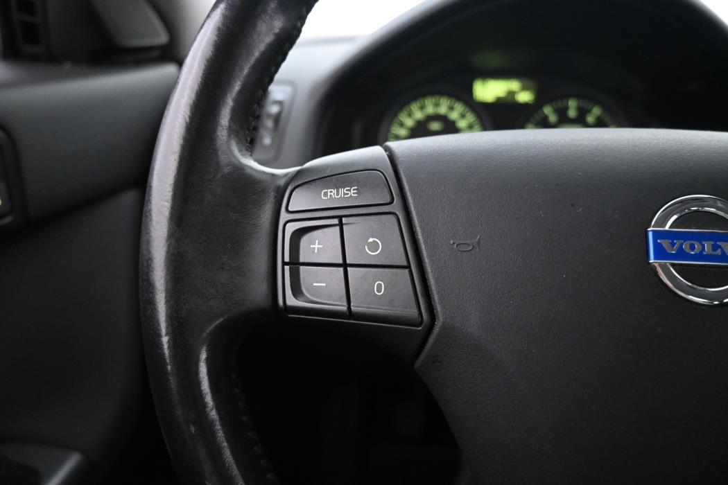 VOLVO S40 2011