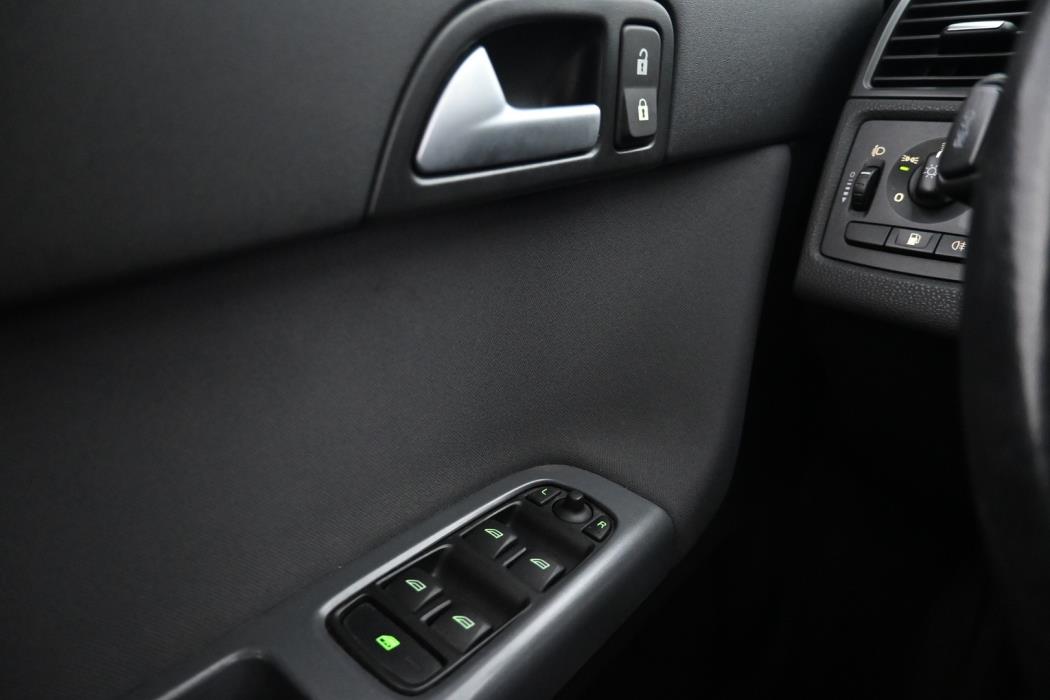 VOLVO S40 2011