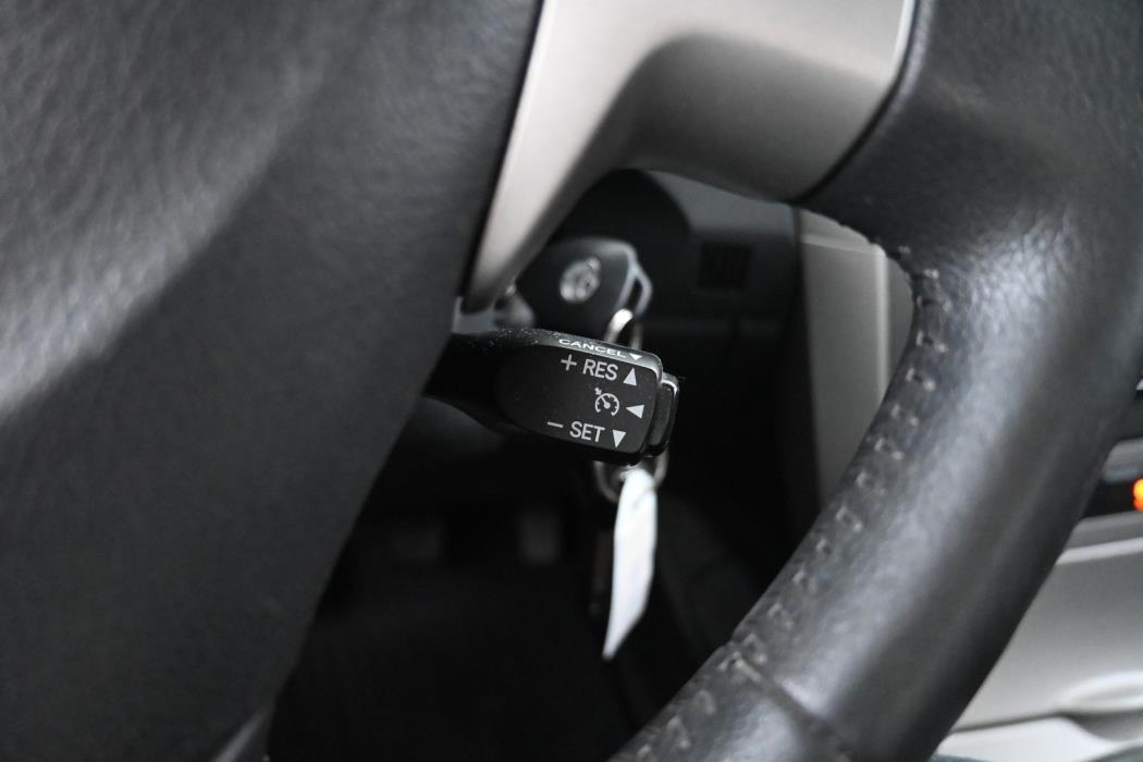 TOYOTA Corolla 2011