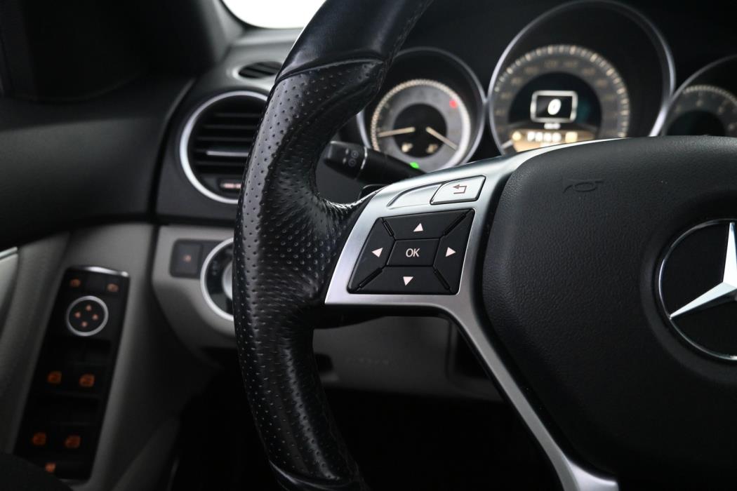 MERCEDES-BENZ C 2012