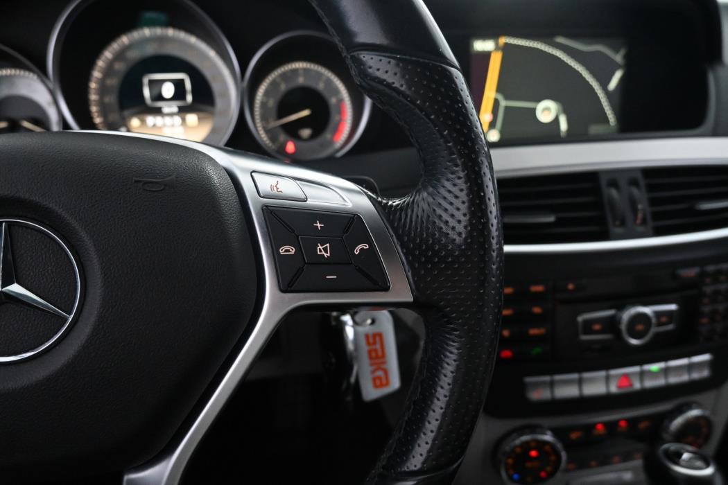 MERCEDES-BENZ C 2012