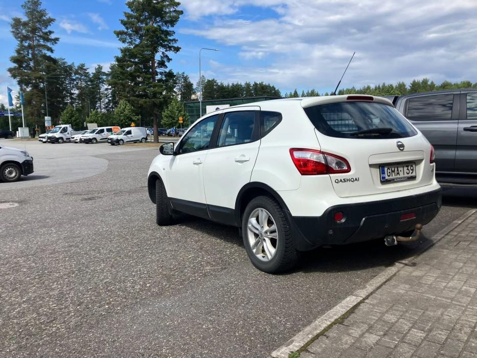 NISSAN Qashqai 2011